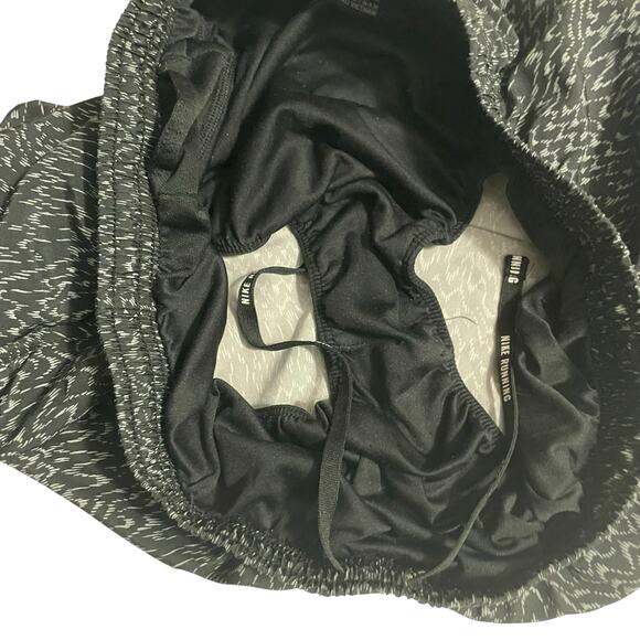 Nike Womens Athletic Shorts Small Black Print Tempo Dri Fit Lined Running Gym - Picture 8 of 12